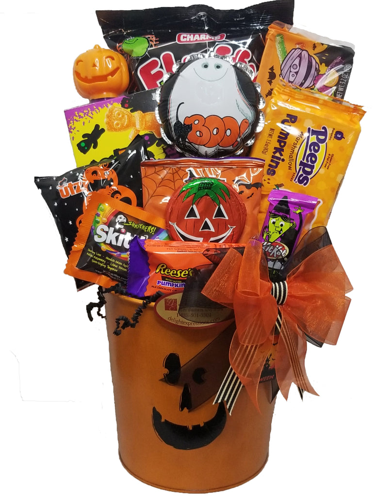 Jack OLantern Halloween Gift Basket - Chocolate & Candy Halloween Gift